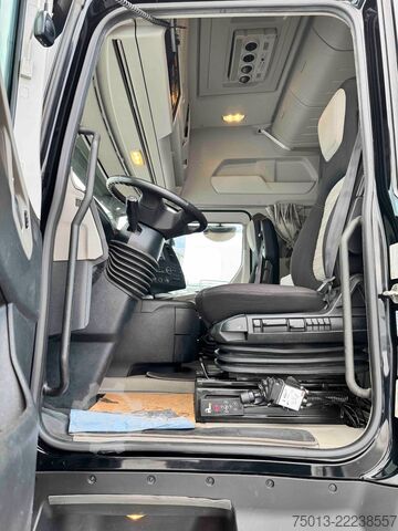 Τυπική μονάδα τράκτορα FORD F-MAX 500 in Voll- Ausstattung, MIETEN?