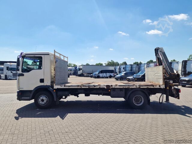 Vrachtwagen met kraan MAN TGL 12.210 - HIAB 077 DUO Crane / Grua - Manual...