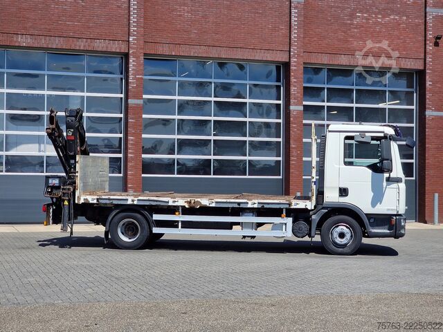 Vrachtwagen met kraan MAN TGL 12.210 - HIAB 077 DUO Crane / Grua - Manual...