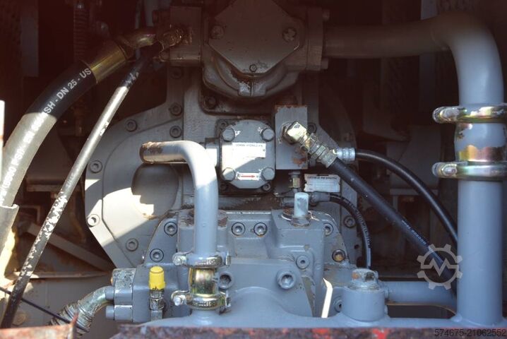 Mobiele kraan Hitachi KH 230-3