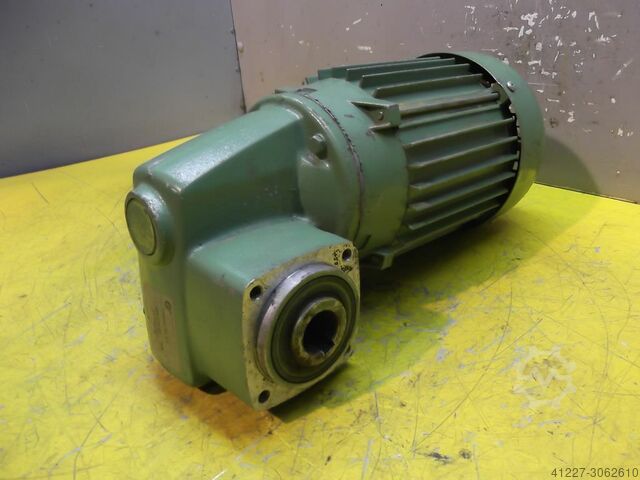 Gear motor 0.55 kW 76 rpm Nord 80S/4