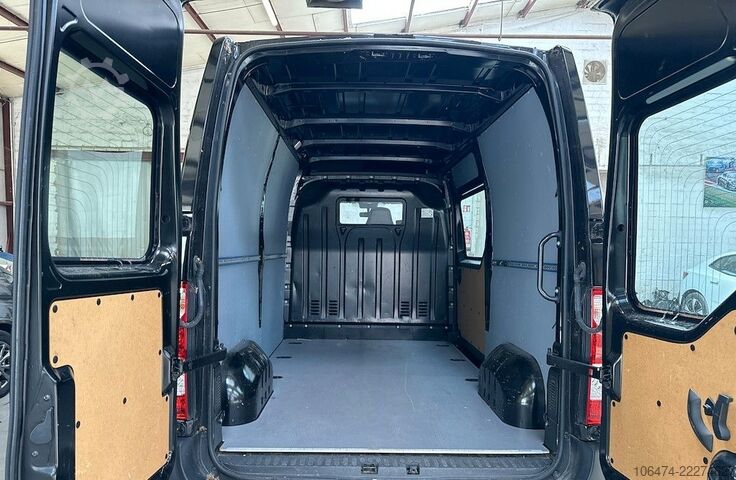 Furgoneta RENAULT Master III Kasten L2H2 HKa 3,3t # Navi # MWST.