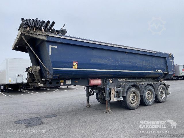 Kippers oplegger Schmitz Cargobull Semitrailer Tipper Steel half pipe body 26m³