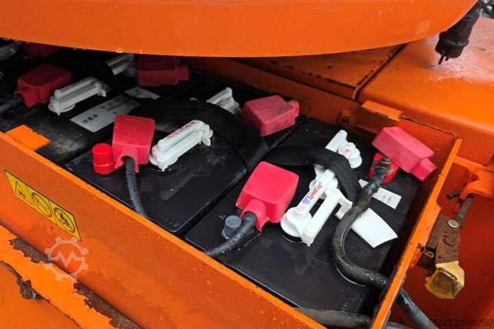 Scharnierende telescopische hoogwerker JLG E300AJ As-Is, Electric, 11m Working Height, 6.77m,