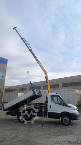 Volquete trilateral IVECO 35C16