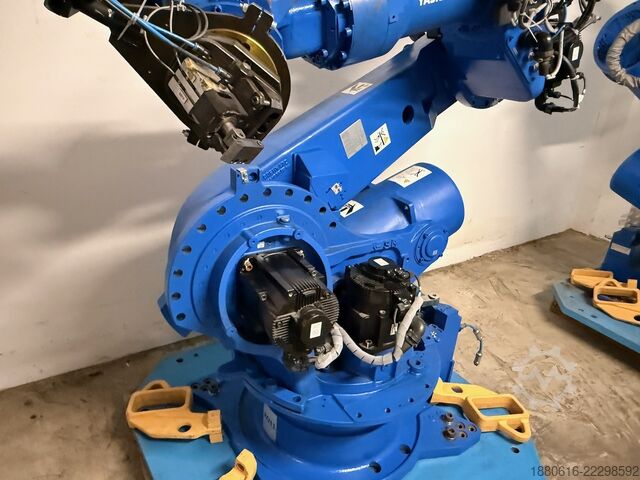 Robotski sistem (3x) sa DX200 upravljačkom jedinicom Yaskawa (2x) MH280 II + (1x) MH50 II