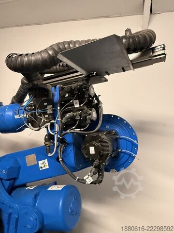 Robotski sistem (3x) sa DX200 upravljačkom jedinicom Yaskawa (2x) MH280 II + (1x) MH50 II