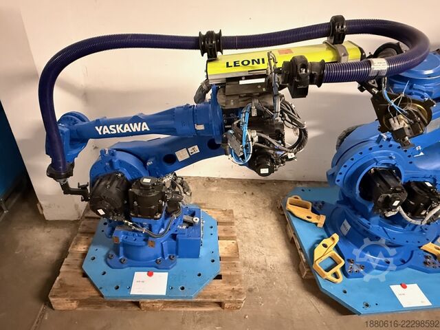 Robotski sistem (3x) sa DX200 upravljačkom jedinicom Yaskawa (2x) MH280 II + (1x) MH50 II