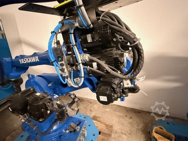 Robotski sistem (3x) sa DX200 upravljačkom jedinicom Yaskawa (2x) MH280 II + (1x) MH50 II