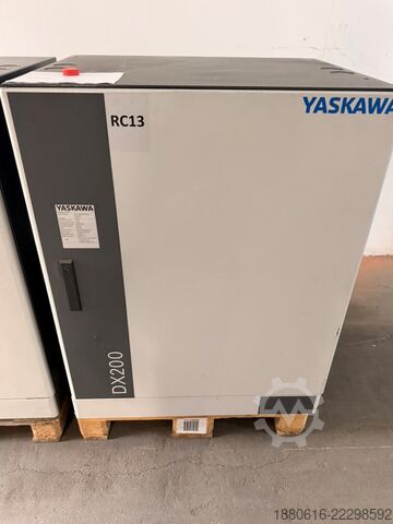 Robotski sistem (3x) sa DX200 upravljačkom jedinicom Yaskawa (2x) MH280 II + (1x) MH50 II