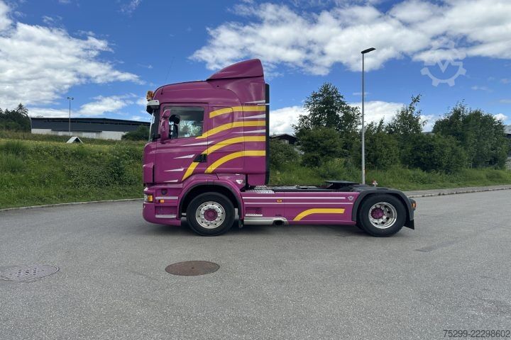 Standart çekici ünitesi Scania R560 4x2 Retarder / Swiss-Vehicle