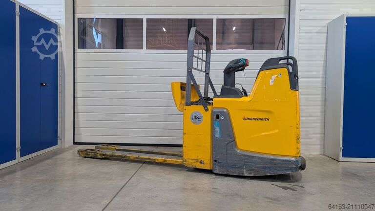 Handmatige palletwagen Jungheinrich ERE 225 f. P.