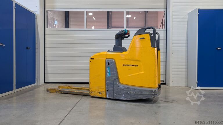 Handmatige palletwagen Jungheinrich ERE 225 f. P.