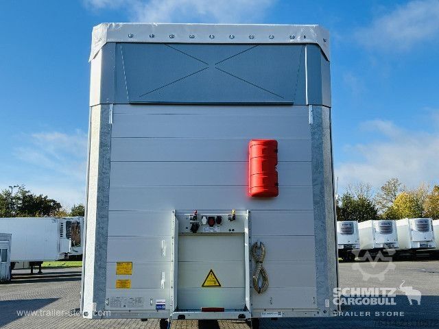 Open semitrailer with tarp Schmitz Cargobull Curtainsider Mega Getränke