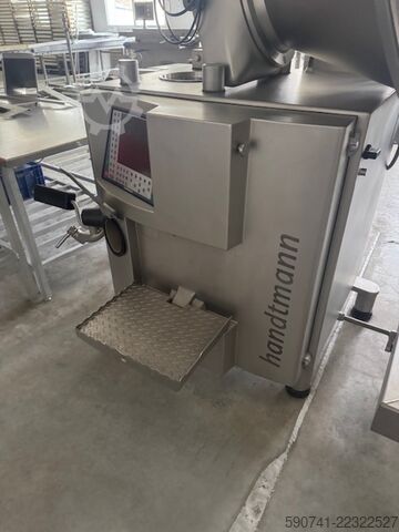 Mašina za preradu mesa NADZIEWARKA HANDTMANN Z OBKRĘCARKĄ VF616