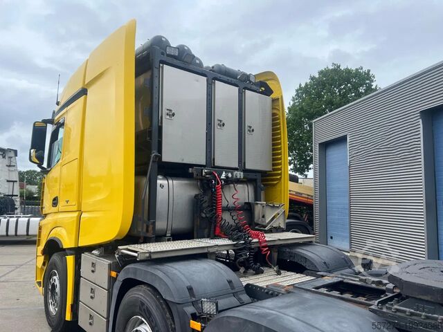 Zware belasting Mercedes-Benz Actros 4163 8x4/4 SLT