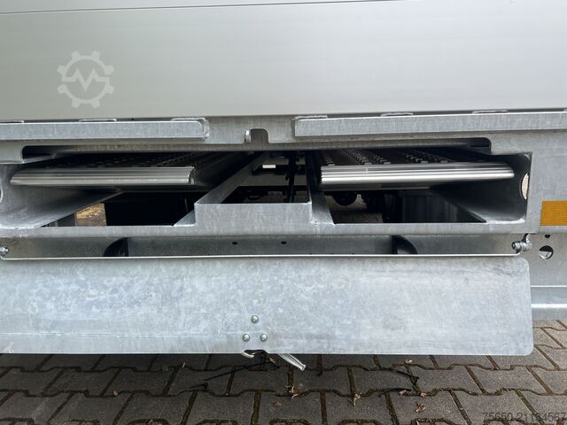 Open trailer Möslein THT 14,4 G 6,2 L  14,4 t Tandem- Pritschenanhänger- Tieflader