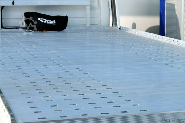 Bestelwagen autodrager PEUGEOT Boxer 2,2 HDI 180 PS