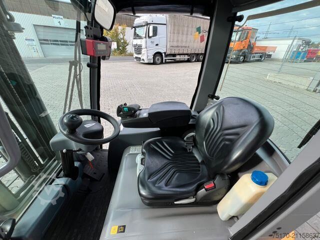 Heftruck Jungheinrich EFG 215 / Triplex: 4.25m! / SS / 1.573h / 2024