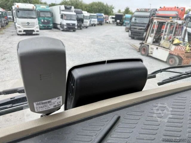 Objętość SCM Mercedes-Benz Actros 1832 Mega Voll Luft / Motorschaden !!!
