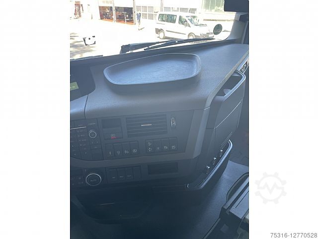 Standard trækker Volvo FH 500