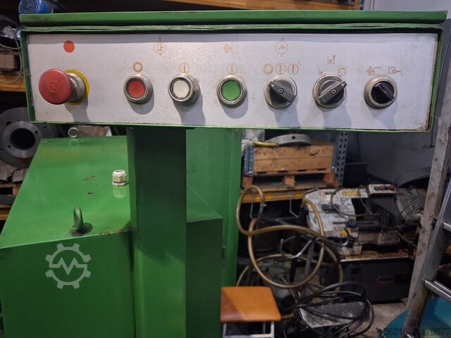 Szlifierka do wałków i otworów JOTES E 450 NP x 1500