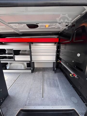 Bestelwagen OPEL Vivaro Kasten L 2 lang Edition M # Würth Regale