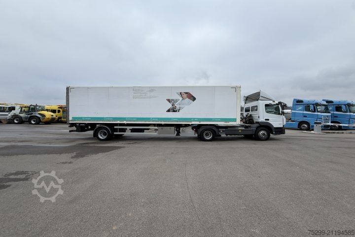 Tractor estándar Mercedes-Benz Atego 1327 SZM+Auflieger / Swiss-Vehicle