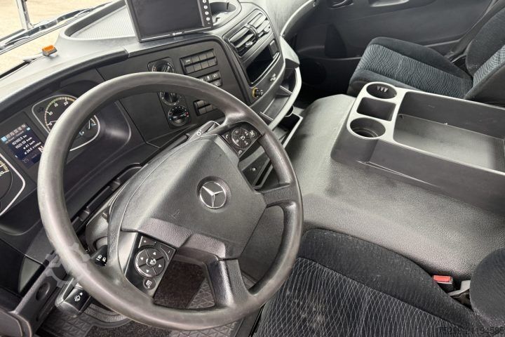 Tractor estándar Mercedes-Benz Atego 1327 SZM+Auflieger / Swiss-Vehicle