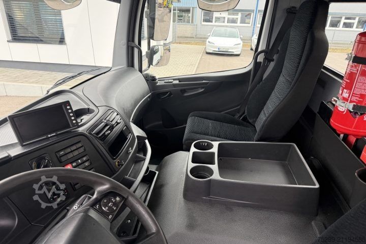 Tractor estándar Mercedes-Benz Atego 1327 SZM+Auflieger / Swiss-Vehicle