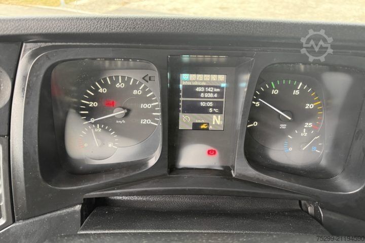 Camión volquete trilateral Mercedes-Benz Arocs 3245 8x4 Meiller-Kipper / Swiss-Vehicle