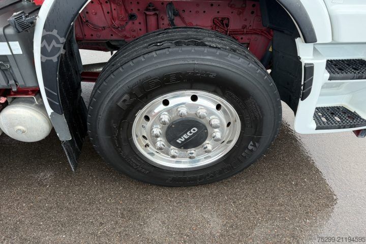 Camión portacontenedores de gancho Iveco 340X51Z X-Way 8x4 Hiab / Swiss-Vehicle