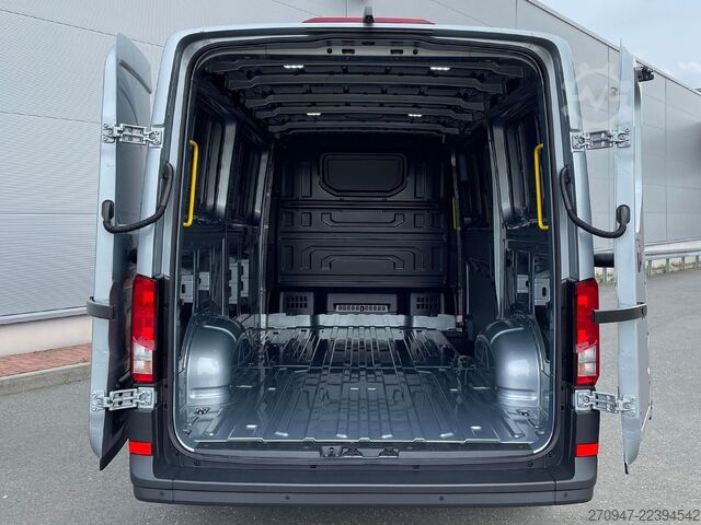 Panel van MAN TGE 3.200 L3H2 KASTEN LED NAVI ACC LED STANDHZ