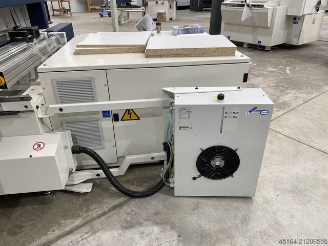 CNC machining center SCM Morbidelli M100