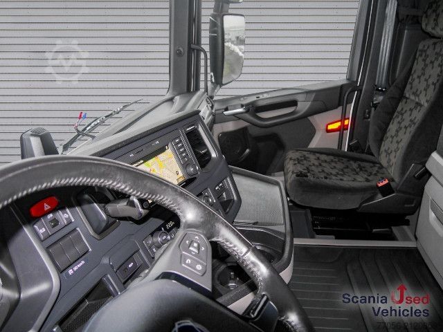 Volume tractor unit Scania R 460 A4x2EB - SUPER -