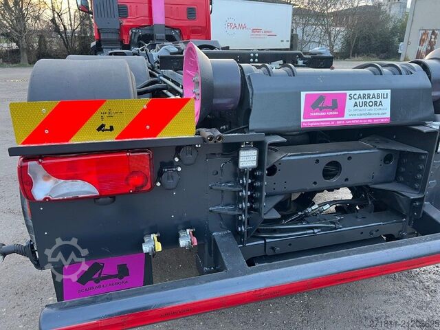 Roll-off tipper truck IVECO IVECO X-WAY AD260 SCARRABILE