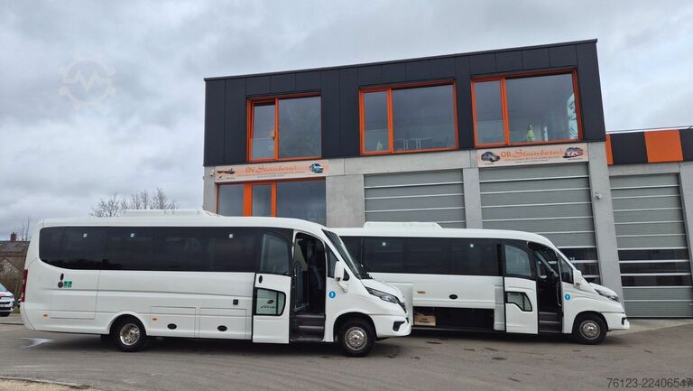 Minibus IVECO 2x Daily 70 Lagerfahrzrug Ferqui Sunrise 2,5 m B