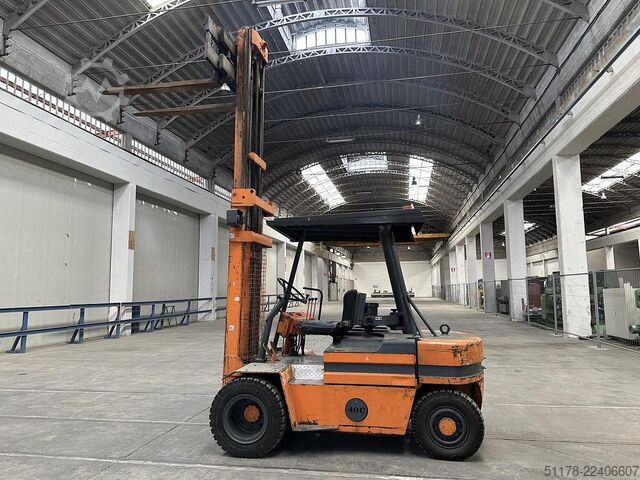 1990 Lugli 40C Sollevatore diesel, gemellato, con translatore Lugli 40C