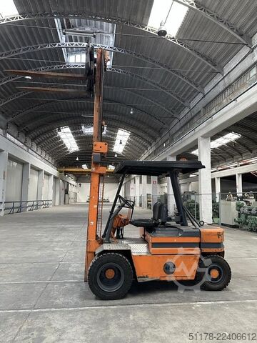 1990 Lugli 40C Sollevatore diesel, gemellato, con translatore Lugli 40C