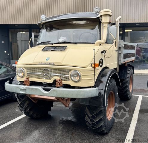 Fourgon benne basculante MERCEDES-BENZ Unimog 406 Bj 1975