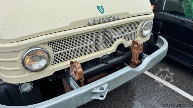 Fourgon benne basculante MERCEDES-BENZ Unimog 406 Bj 1975