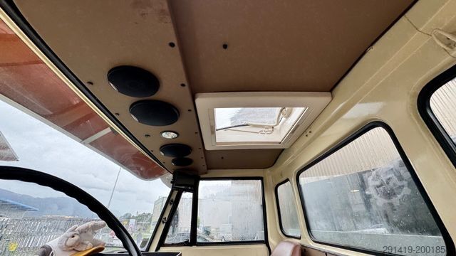 Fourgon benne basculante MERCEDES-BENZ Unimog 406 Bj 1975