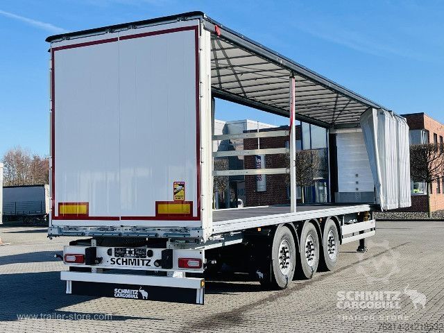 Nyitott ponyvás félpótkocsi Schmitz Cargobull Curtainsider Standard Getränke