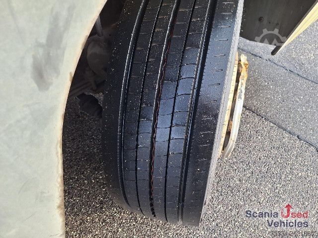 Standard nyergesvontató Terberg YT 182