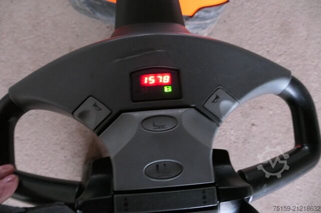 Manual stacker bt SWE 080L Batterie 08/2023