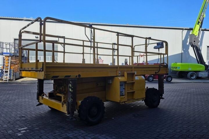 Scissor lift Haulotte H12SXL As-Is, Diesel, 4x4 Drive, 12m Working Heigh
