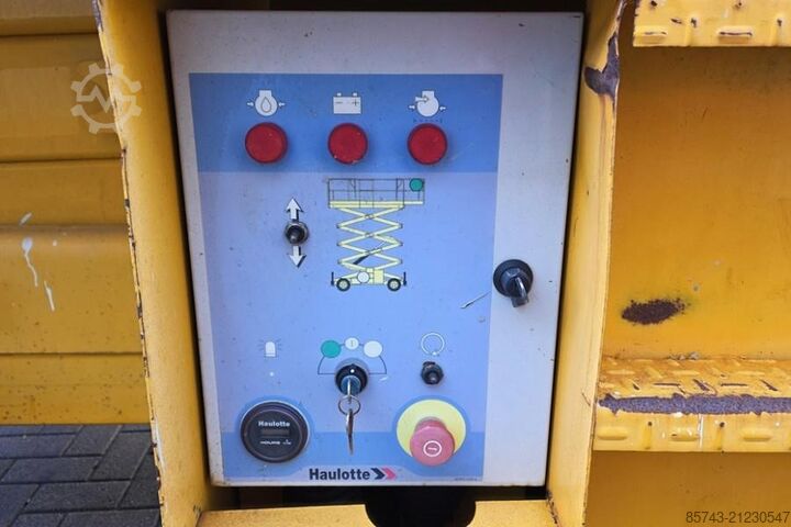 Scissor lift Haulotte H12SXL As-Is, Diesel, 4x4 Drive, 12m Working Heigh