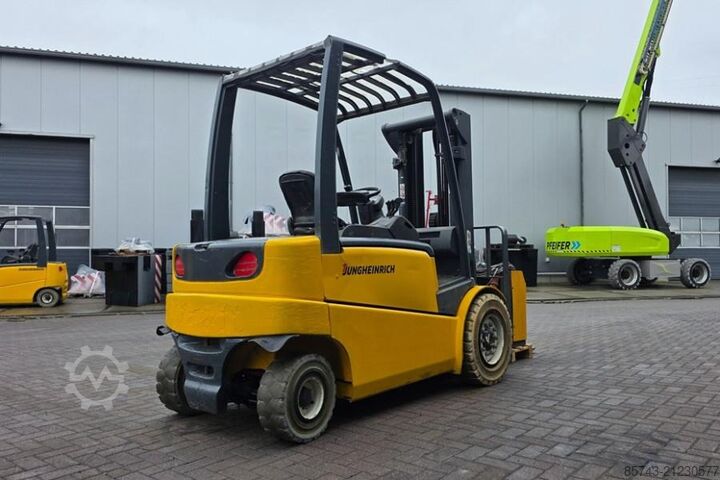Forklift Jungheinrich EFG535 Electric, Lifting Height 4700mm, Freelift 1