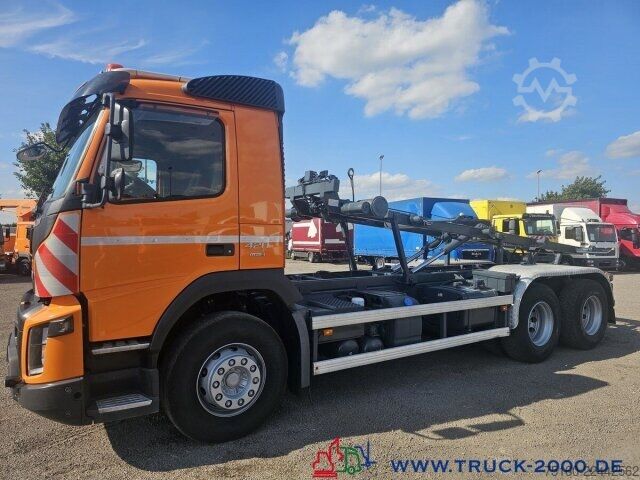 Φορτηγό γερανός roll-off Volvo FMX 420 6x4 Seil Abrollkipper nur 146.659 Km