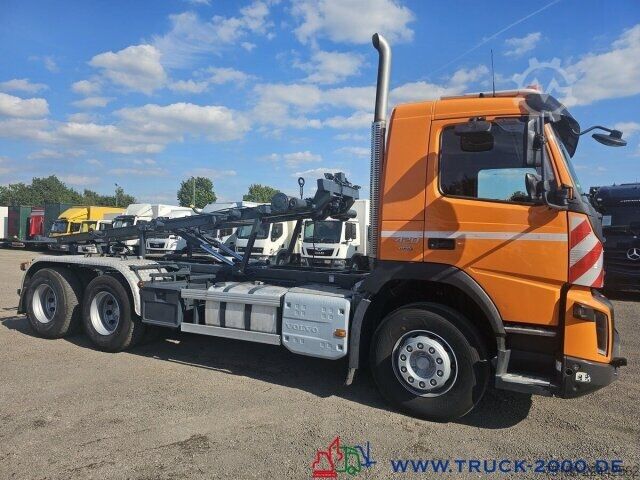 Φορτηγό γερανός roll-off Volvo FMX 420 6x4 Seil Abrollkipper nur 146.659 Km